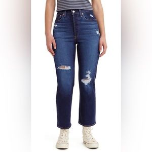 Levi's Women's Ribcage Straight Ankle Jeans size 30